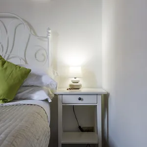 https://pettinary-village.it-romehotels.com