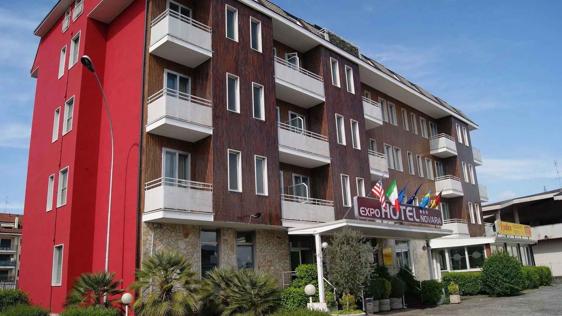 Hotel Ristorante Novara Expo Bareggio 3*,